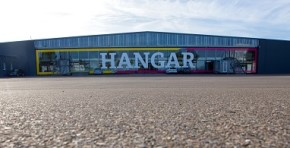 Crailsheim: Hangar Crailsheim – First Class Events im first Event Airport