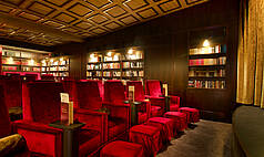 Köln: Residenz Astor Film Lounge - Innenansicht