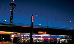 Düsseldorf: Roncalli´s Apollo Varieté - Stimmungsvolle Aussenansicht
