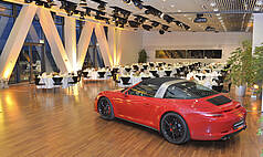 Stuttgart: Porsche Museum - Beispiel Bankettbestuhlung